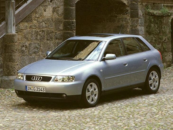 Audi-24255