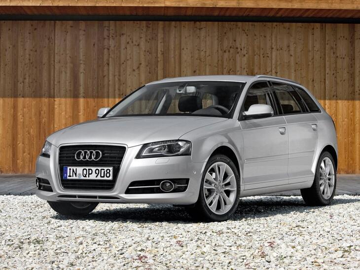 Audi-22175