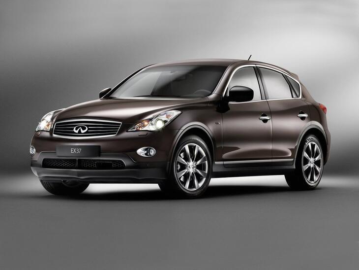Infiniti-7360