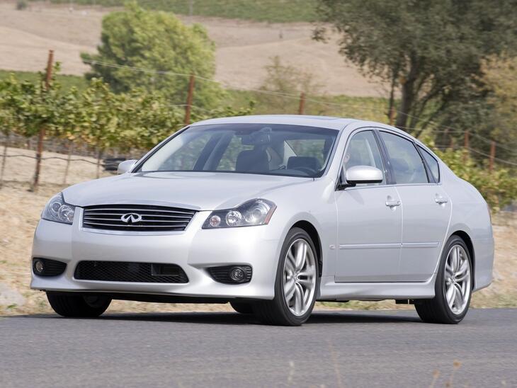 Infiniti-24361