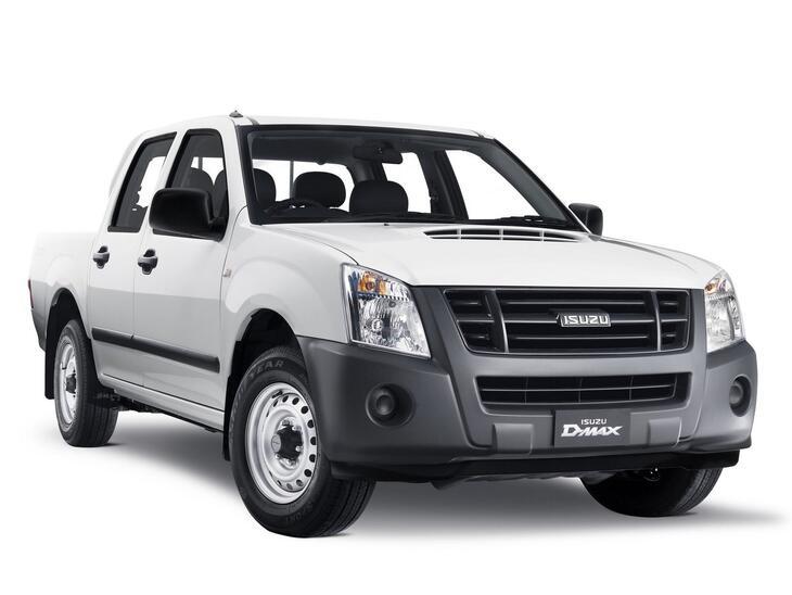 Isuzu-10483