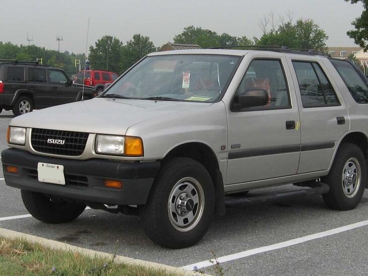 Isuzu-29898