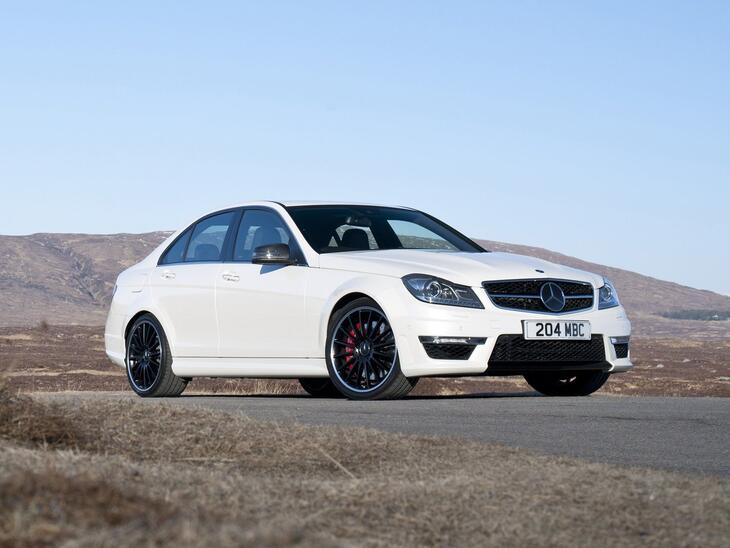 Mercedes-Benz-6451
