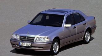 Mercedes-Benz-7846