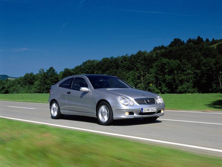 Mercedes-Benz-27118