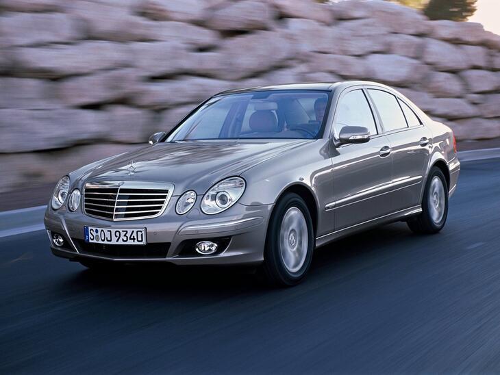 Mercedes-Benz-35147