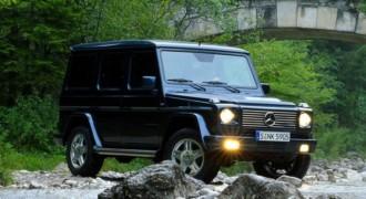 Mercedes-Benz-12893
