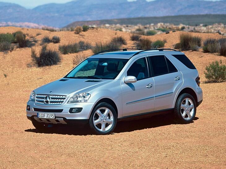 Mercedes-Benz-30558