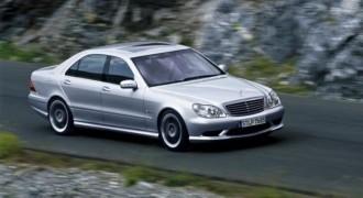 Mercedes-Benz-893