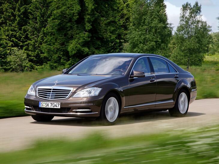 Mercedes-Benz-13113