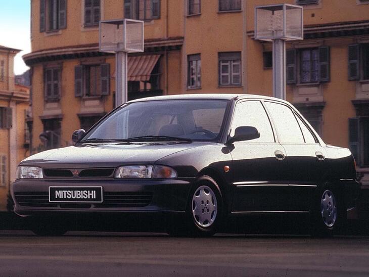 Mitsubishi-4934