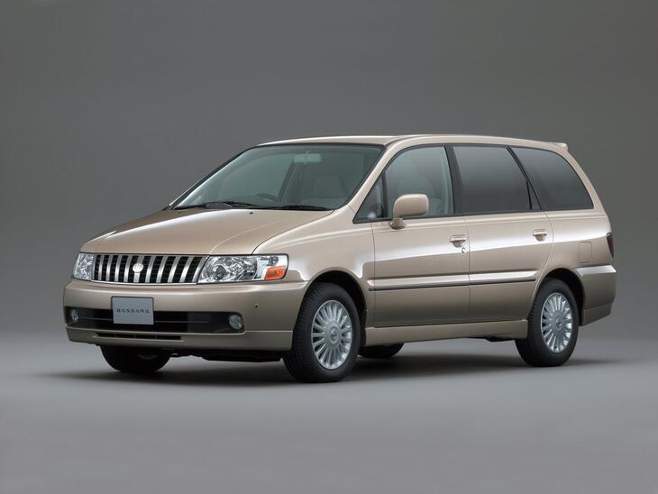 Nissan-5608