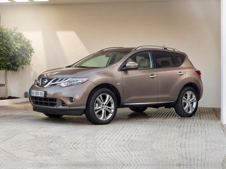 Nissan-32525