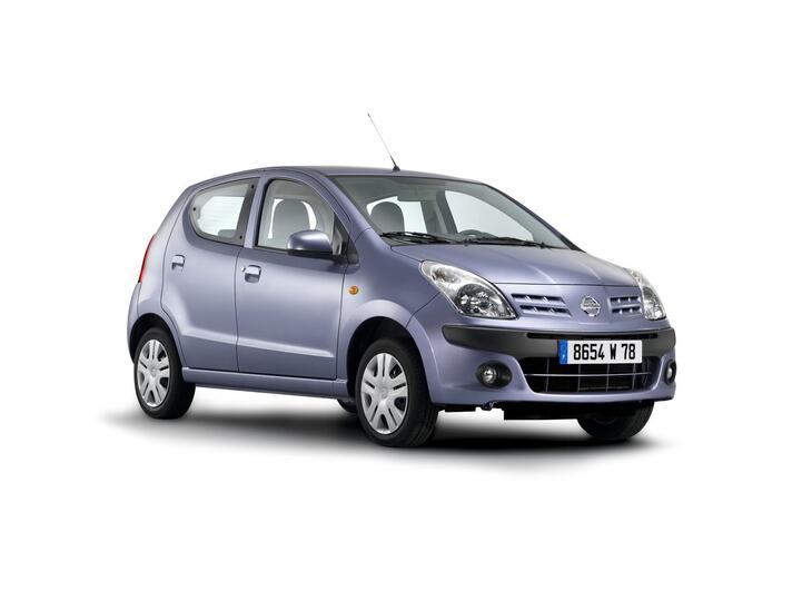 Nissan-24818