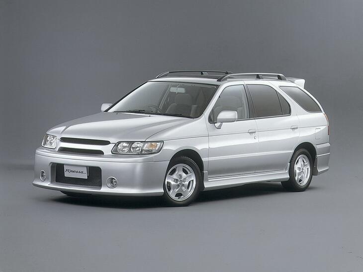 Nissan-2238