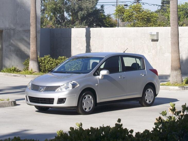 Nissan-15954
