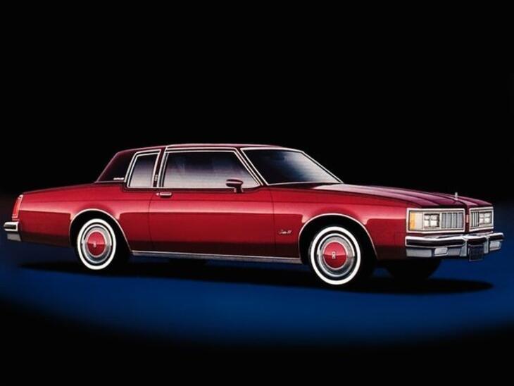 Oldsmobile-18726