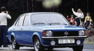 Opel-15703