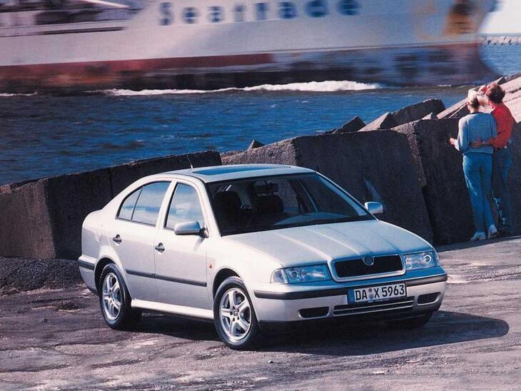Skoda-26482