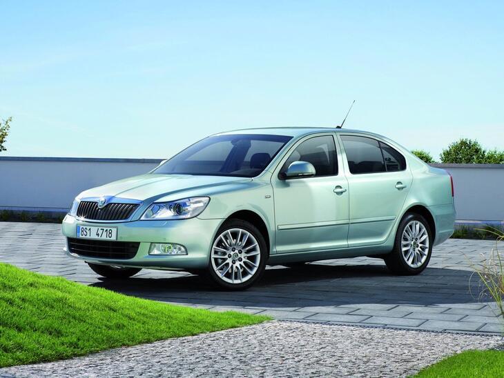 Skoda-26370