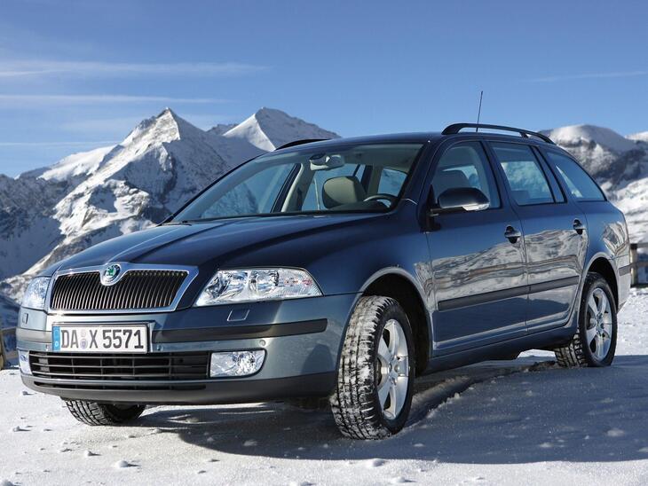 Skoda-28322