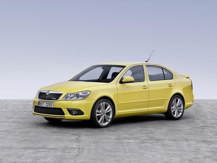 Skoda-11812