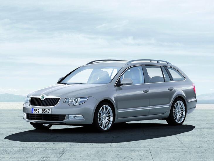 Skoda-30822