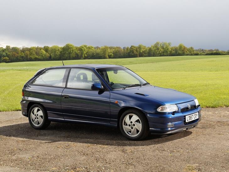 Vauxhall-25032