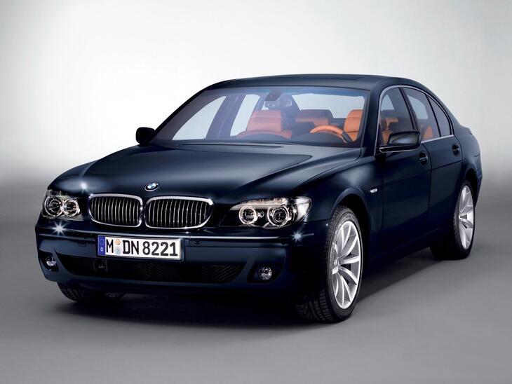 BMW-7685