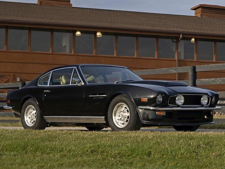 Aston Martin-17202