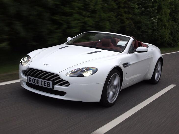 Aston Martin-650