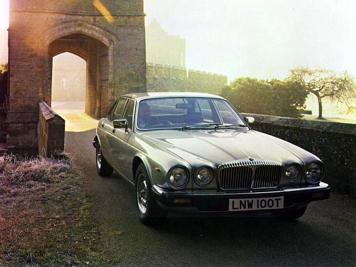Daimler-1472
