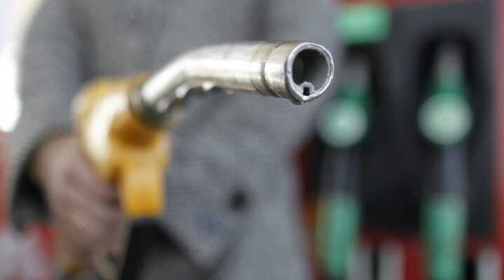 Почему цена на бензин дорожает, когда цена на нефть падает